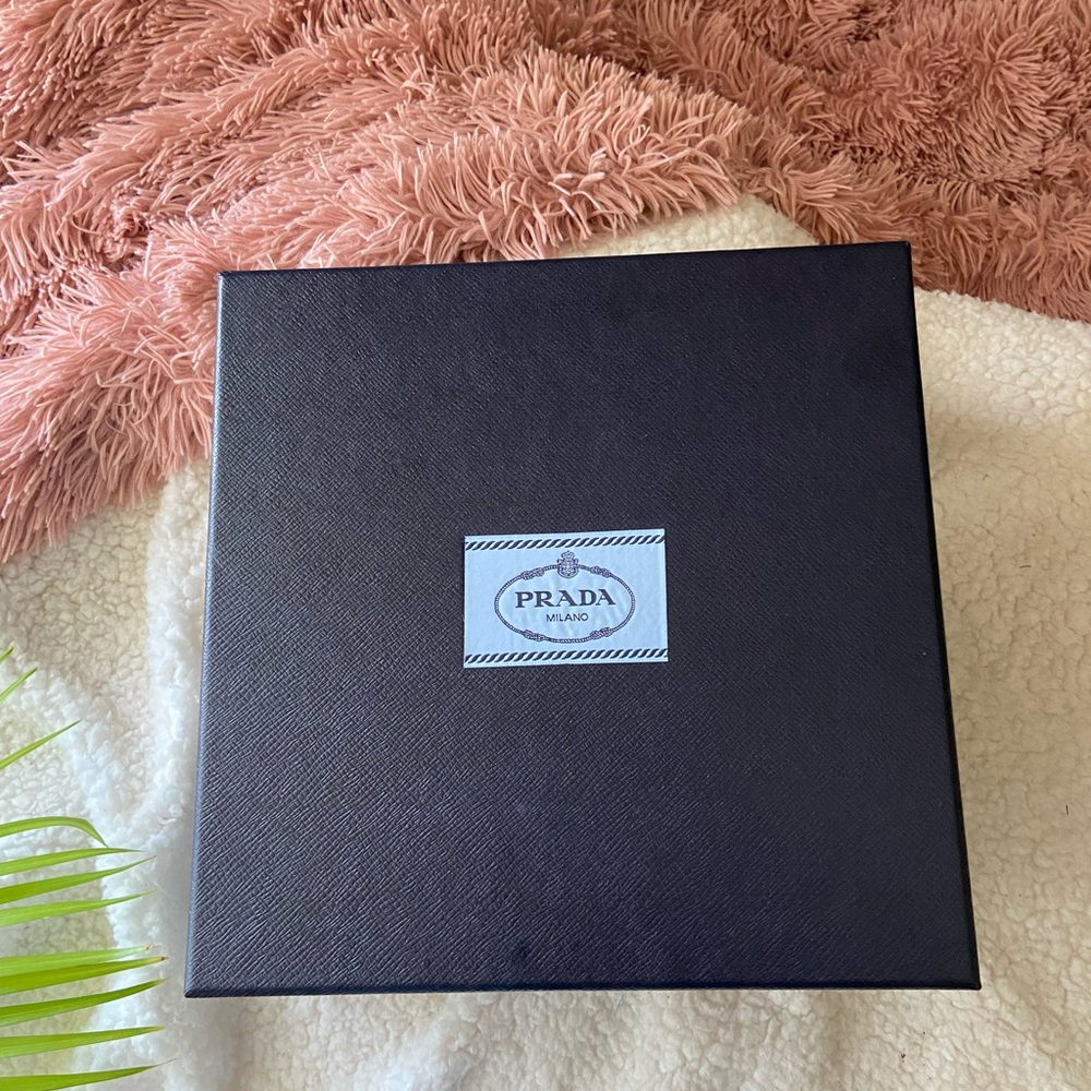 PRADA BOX WITH TISSUE AND RIBBON